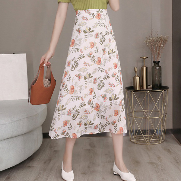 Gėlėtas moteriškas sijonas aukštu juosmeniu