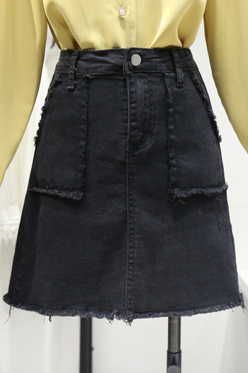 Ежедневна къса дънкова пола с джобове и скъсани мотиви