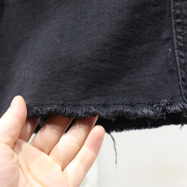 Ежедневна къса дънкова пола с джобове и скъсани мотиви