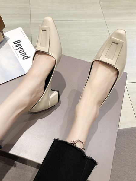 Modern női cipő 5 cm vastag sarokkal