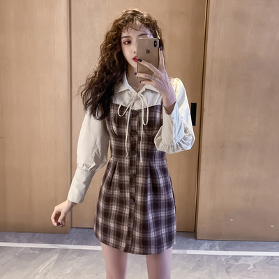 Карирана дамска рокля с класическа яка и дълъг ръкав