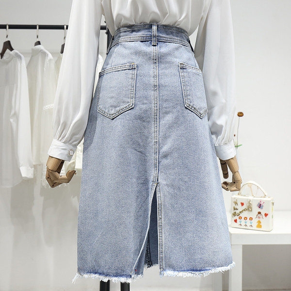 Jauna modeļa sieviešu svārki ar 3D elementiem un augstu vidukli