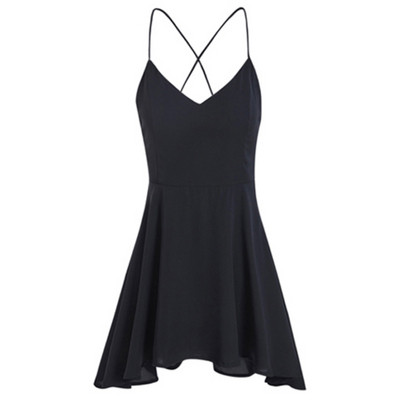 Дамска черна рокля с гол гръб и тънки презрамки