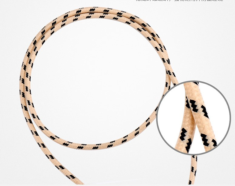 Kuldse värvi tekstiilist kiirlaaditav USB-kaabel Type-C