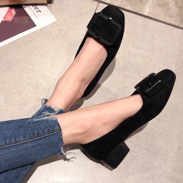 Moteriški laisvalaikio batai su 4 cm storio kulnu