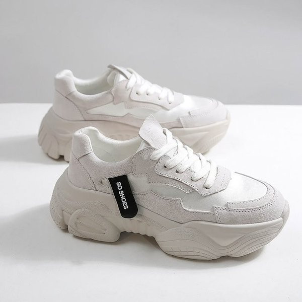 Sieviešu modernas kedas no eko zamšādas un tekstila ar raupju zoli