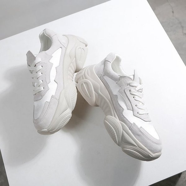 Sieviešu modernas kedas no eko zamšādas un tekstila ar raupju zoli