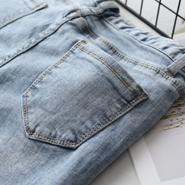 Model nou blugi dama Model Slim - stil retro