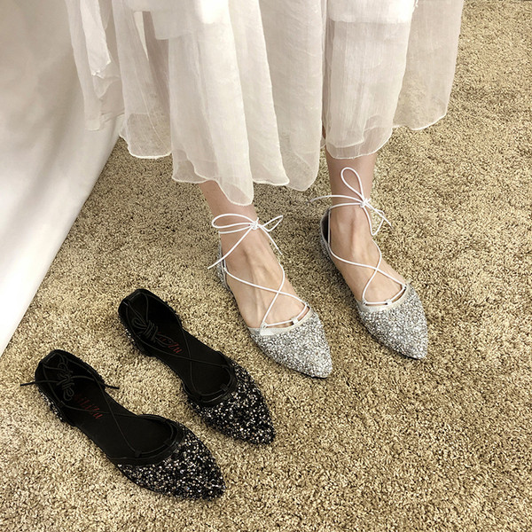 Ležerne ženske cipele s vezicama i sjajnim česticama