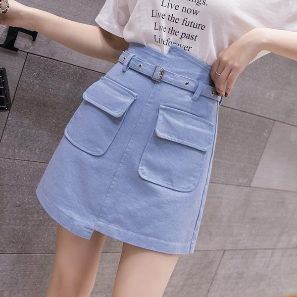 Īsi asimetriski svārki ar jostiņu un kabatām