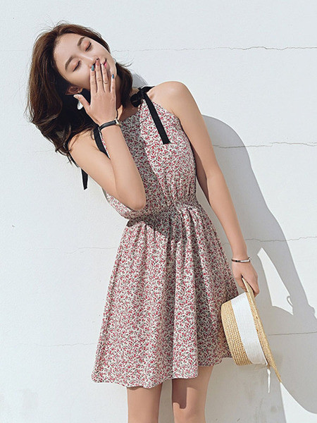 Дамска ежедневна къса рокля с флорален десен и ластик на талията