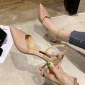 Moteriškos lakuotos odos basutės aukštu plonu kulnu