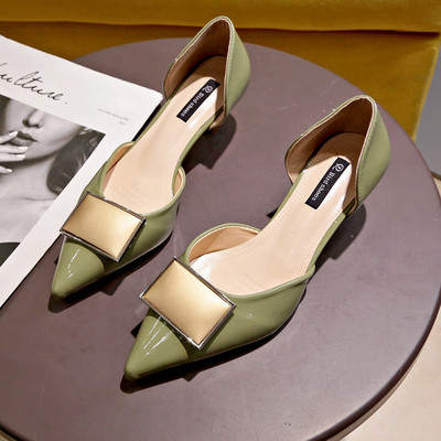 Stílusos női félig nyitott cipő alacsony, vékony sarokkal