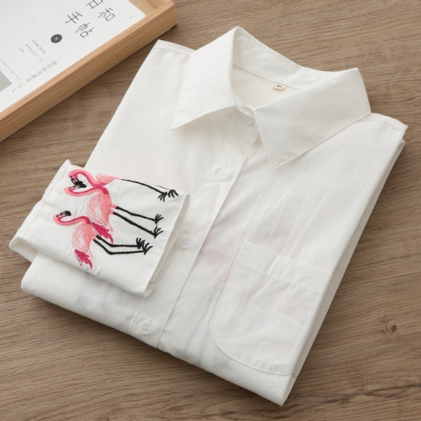 Naujo modelio moteriški marškiniai su klasikine apykakle ir siuvinėjimu