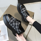 Pantofi de dama in carouri cu talpa plate si sireturi