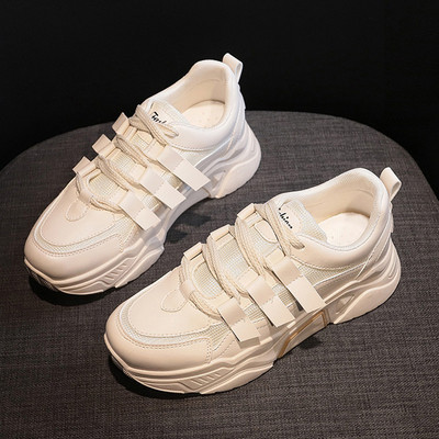 Moteriški sportiniai ir laisvalaikio sportbačiai su spalvingais kaklaraiščiais