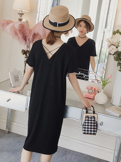 Ежедневна дамска рокля с къс ръкав и шпиц деколте