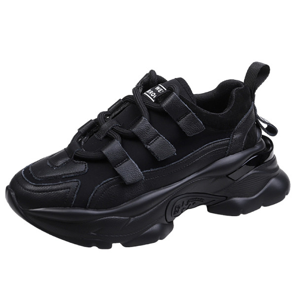 Sporta un ikdienas sieviešu kedas ar krāsainām saitēm