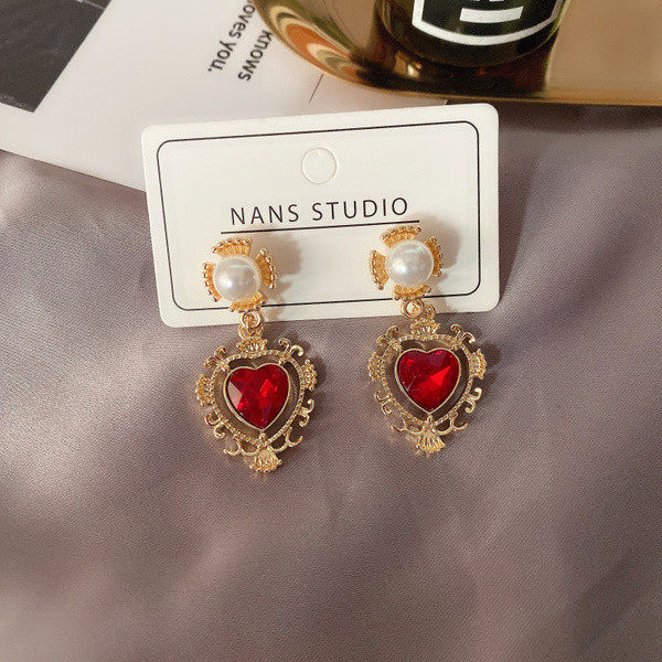 Cercei eleganti atârnați cu decor - perle și piatră