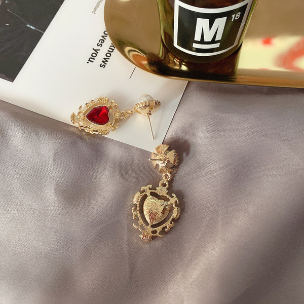 Cercei eleganti atârnați cu decor - perle și piatră