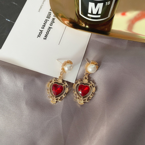 Cercei eleganti atârnați cu decor - perle și piatră