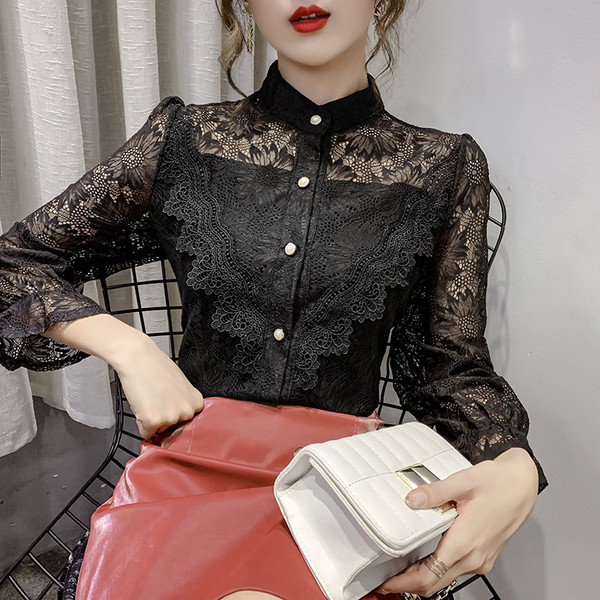 Stílusos női csipkeing hosszú ujjal és klasszikus gallérral