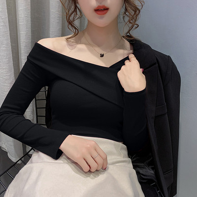 Дамска ежедневна блуза с голо рамо и дълги ръкави