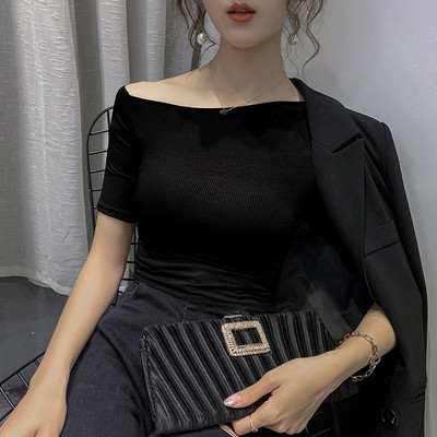 Moteriška laisvalaikio ilga palaidinė su 3/4 rankovėmis