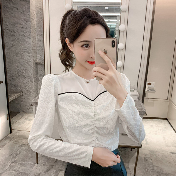 Moderni moteriška palaidinė O formos iškirpte ir ilgomis rankovėmis