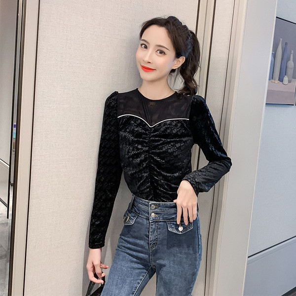 Moderni moteriška palaidinė O formos iškirpte ir ilgomis rankovėmis