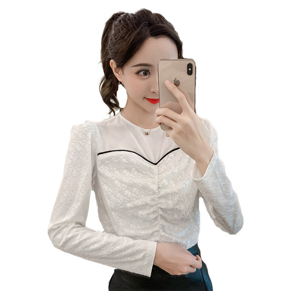 Moderni moteriška palaidinė O formos iškirpte ir ilgomis rankovėmis