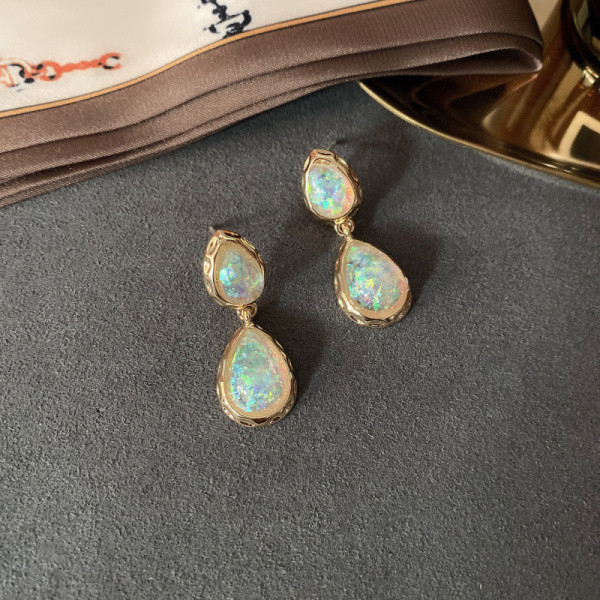 Női mindennapi lógó fülbevaló