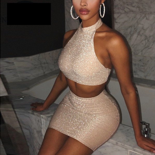 Stilīgs sieviešu divdaļīgs uzvalks ar spīdīgu efektu