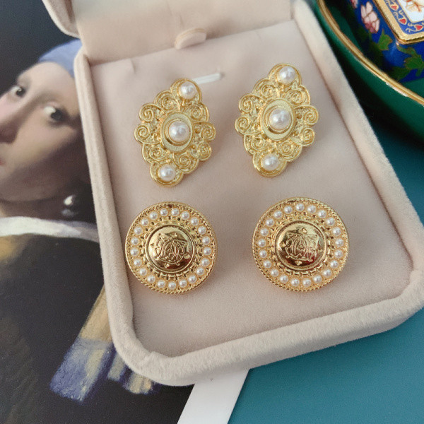 Cercei de dama din aur cu perle - doua modele