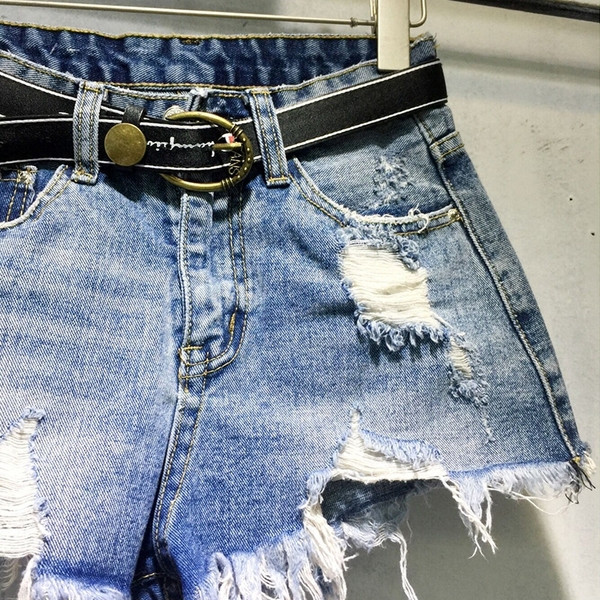 Hitid suvised naiste teksapüksid vööga