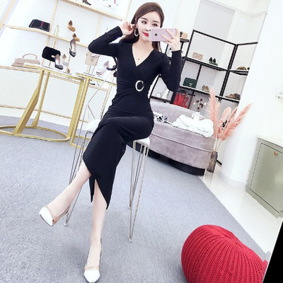 Moderni moteriška ilga suknelė V formos iškirpte