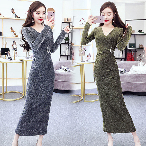 Moderni moteriška ilga suknelė V formos iškirpte