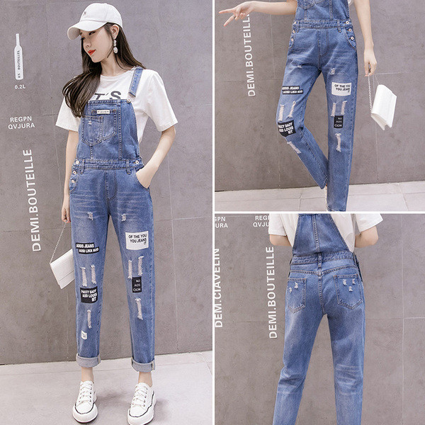 Salopetă de damă modernă din denim cu buzunare în albastru