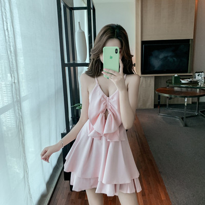 Дамска къса рокля разкроен модел с тънки презрамки