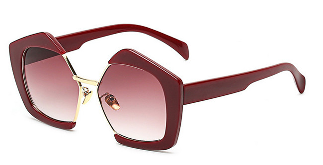 Ochelari moderni de dama cu lentile patrate