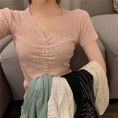 Ženska ljetna bluza s kamenčićima i V izrezom