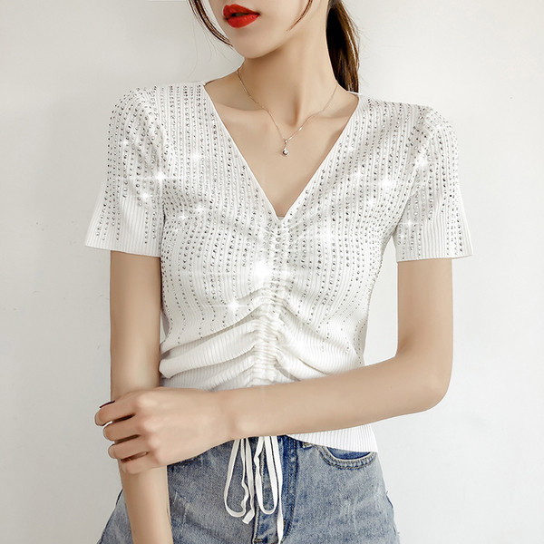 Ženska ljetna bluza s kamenčićima i V izrezom