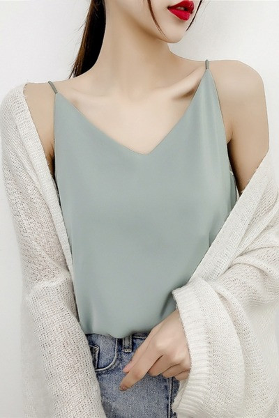 Női alkalmi sifon felső, V-nyakkal és vékony pántokkal