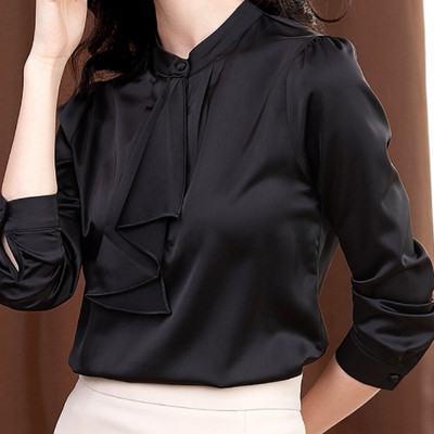 Стилна дамска риза с дълъг ръкав и ниска яка