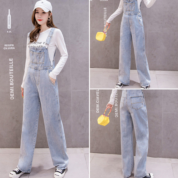 Ikdienas sieviešu kombinezons, gaišs džinsa audums ar plānām lencēm