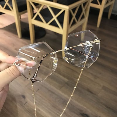 Нов модел дамски очила с верижка