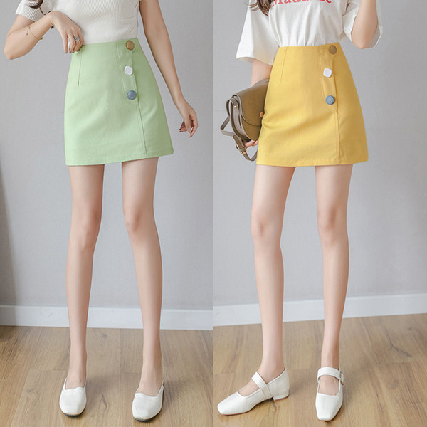 Къса дамска пола с висока талия и цветни копчета 