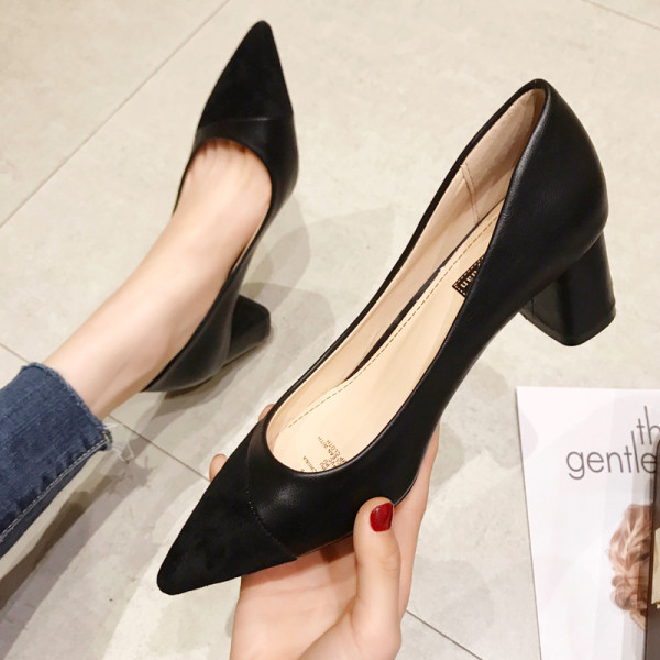 Pantofi de dama eleganti cu toc gros de 5 cm - model ascutit