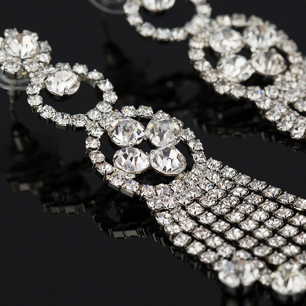 Cercei eleganti de dama cu pietre argintii