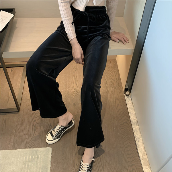 Pantaloni casual dama model lat din catifea cu talie elastica